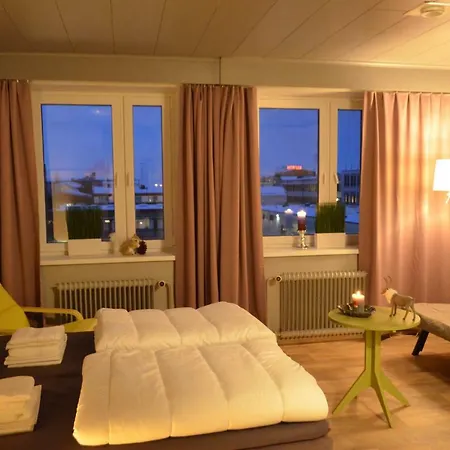 Aurora 3*